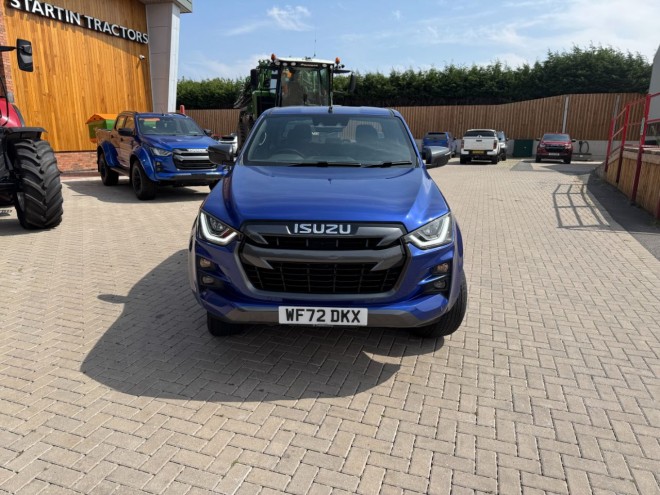 Isuzu D-max 1.9 V-Cross Double Cab 4x4 Auto Biarritz Blue