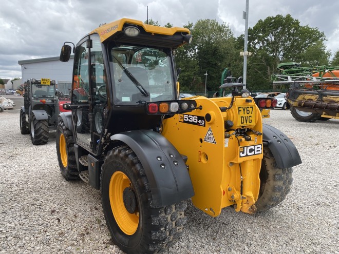 JCB 536-60 Agri Super C/W Q Fit headstock with Pallet tines