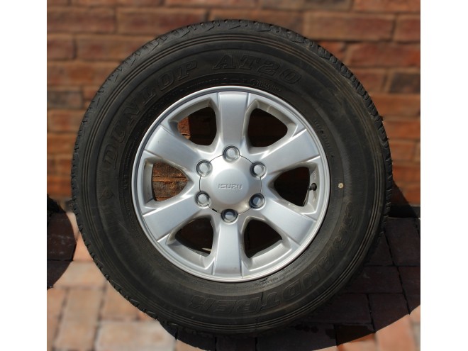 Isuzu Dealer, wheels, Dmax wheels, Isuzu accessories, Isuzu spare parts, stock clearance, click & collect, used wheels, Startin Tractors