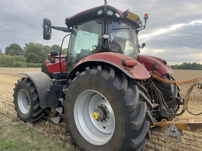 Case IH Puma 200 CVX Front Linkage Full Accuguide