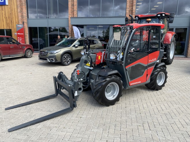 Weidemann 4512 T Premium with Euro headstock pallet tines Ex demo