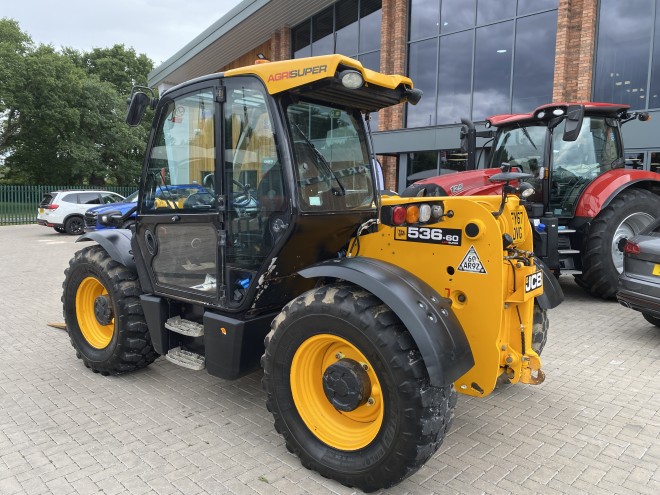 JCB 536-60 Agri Super C/W Q Fit headstock with Pallet tines