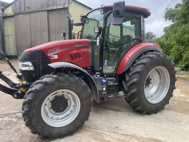 Case IH Farmall 100C Powershuttle Hi Lo C/W Front linkage and Front PTO