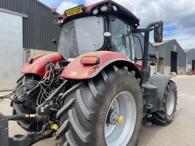 Case IH Puma 200 CVX Front Linkage Accuguide Ready