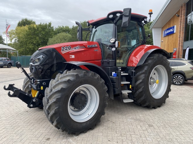 Case IH Puma 220 Powershift, Front linkage, Front pto, Dual motion seat Accuguide ready
