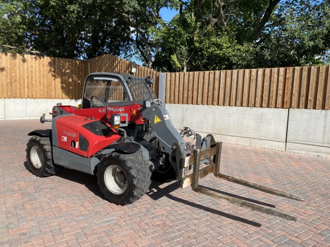 Weidemann T4512 Euro Headstock