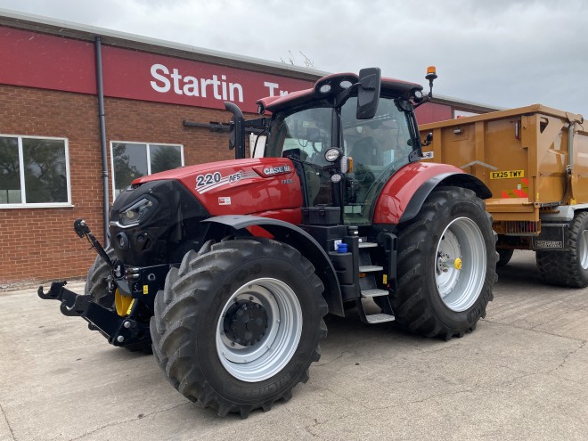 Case IH Puma 220 Powershift, Front linkage, Front pto, Dual motion seat Accuguide ready