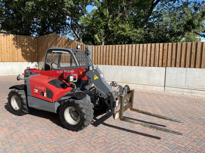 Weidemann T4512 Euro Headstock