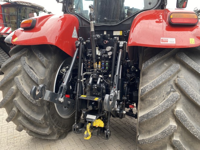Case IH Puma 220 Powershift, Front linkage, Front pto, Dual motion seat Accuguide ready