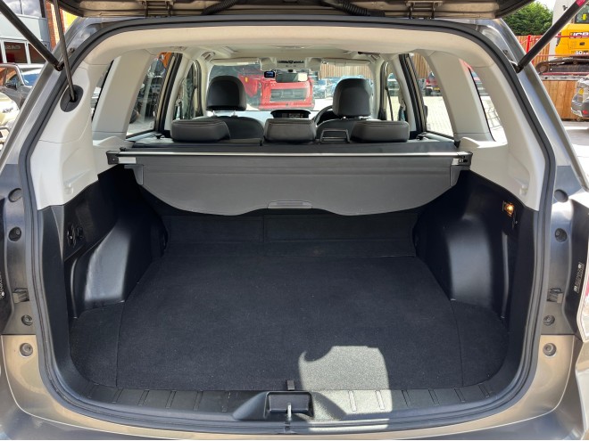 Subaru Forester XE PREMIUM SYMMETRCAL AWD