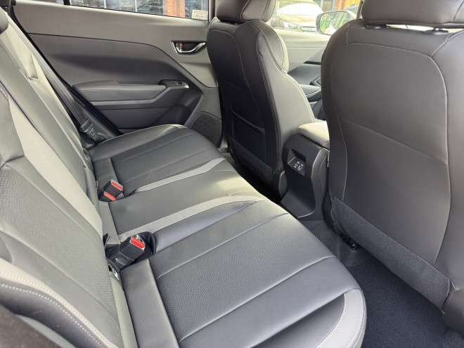 Subaru Crosstrek Touring 2.0 e-Boxer AT AWD Crystal White Pearl