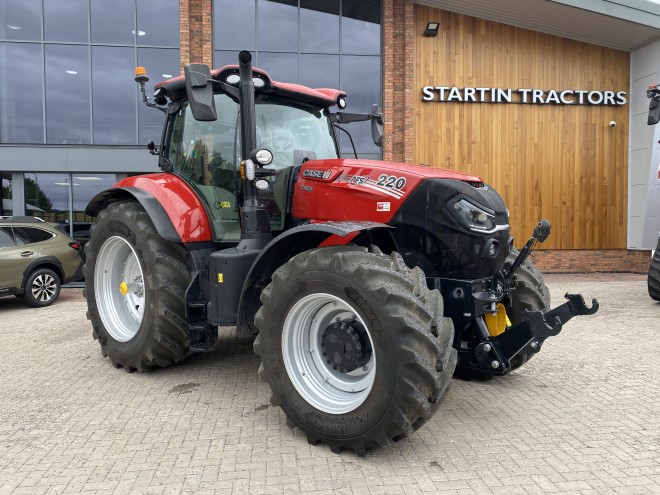Case IH Puma 220 Powershift, Front linkage, Front pto, Dual motion seat Accuguide ready