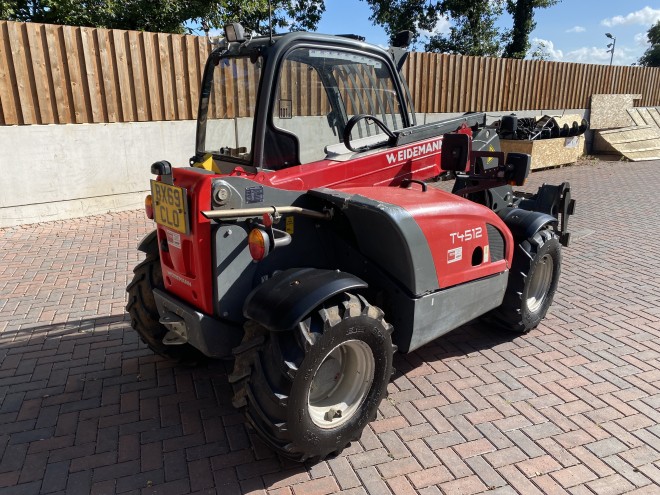 Weidemann T4512 Euro Headstock