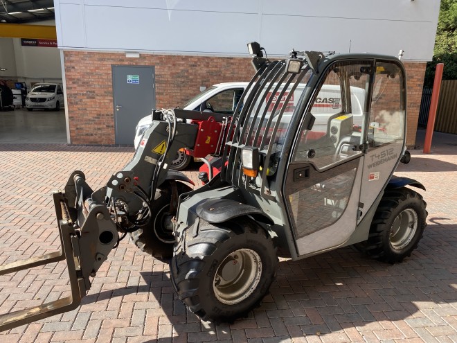 Weidemann T4512 Euro Headstock