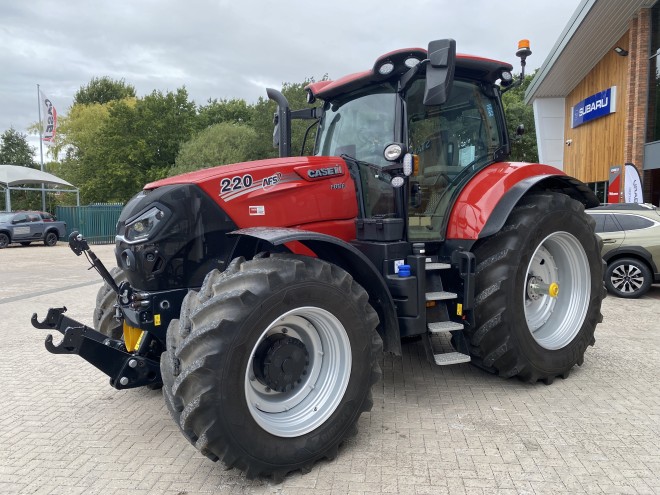 Case IH Puma 220 Powershift, Front linkage, Front pto, Dual motion seat Accuguide ready