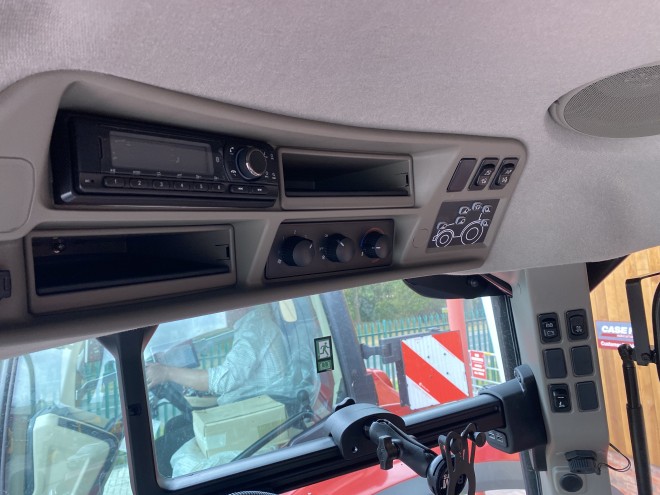 Case IH Puma 150 Semi Powershift Front Linkage