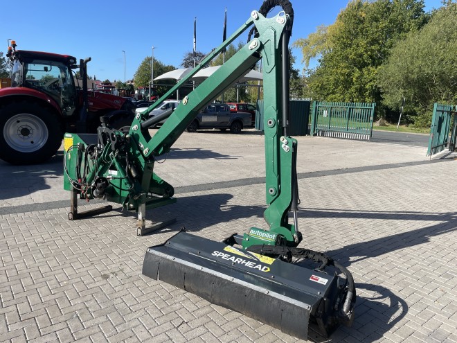 Spearhead T65 Mid Pro Pilot Proportional control with auto pilot 1.5 meter head direct drive hydraulic roller