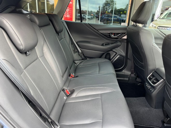 Subaru Outback 2.5i Touring 5dr Lineartronic