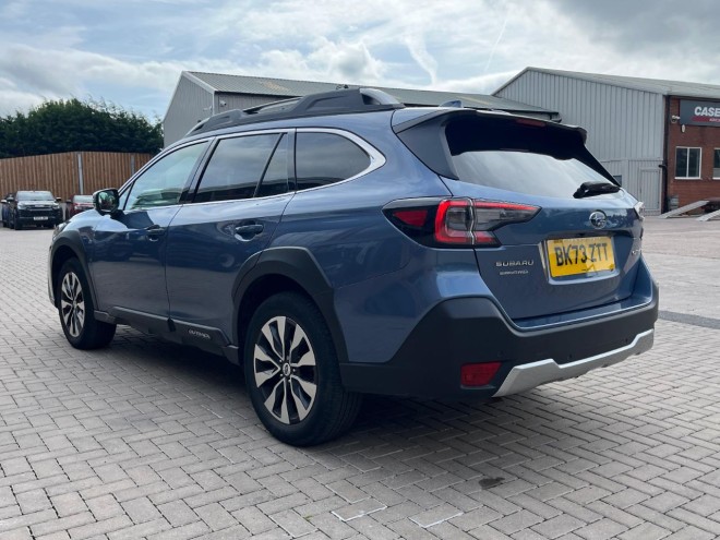 Subaru Outback 2.5i Touring 5dr Lineartronic