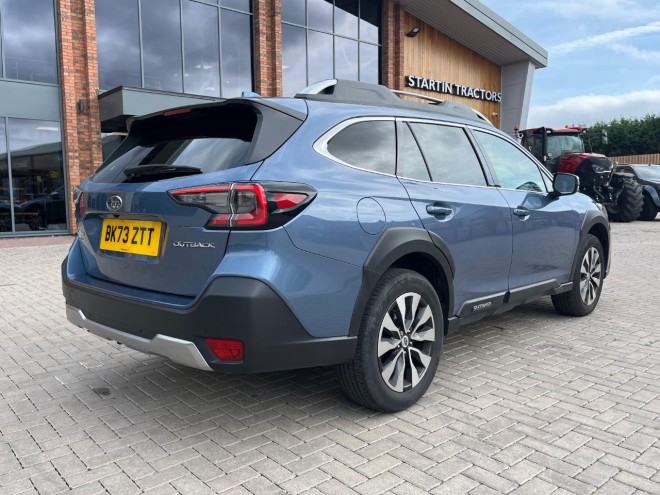 Subaru Outback 2.5i Touring 5dr Lineartronic