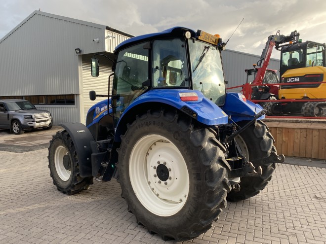 New Holland T5.105 Hi-lo Power shuttle