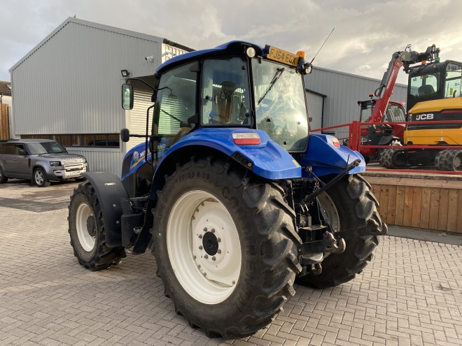 New Holland T5.105 Hi-lo Power shuttle