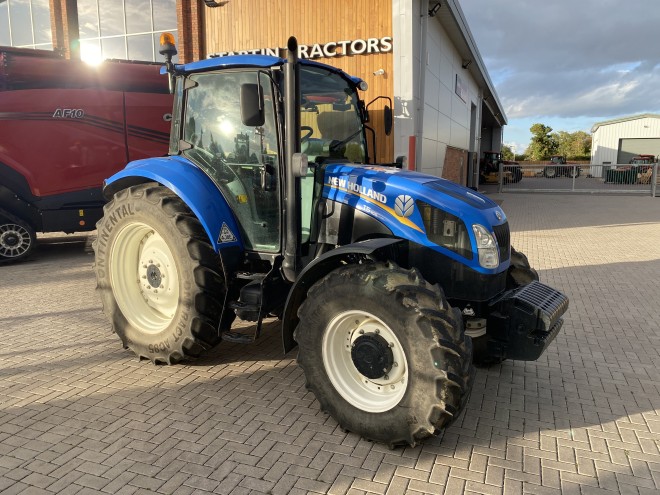 New Holland T5.105 Hi-lo Power shuttle
