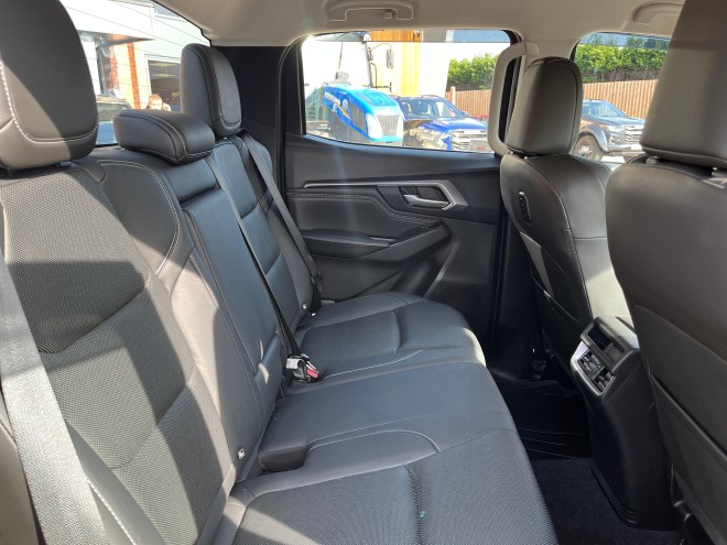 Isuzu D-max 1.9 DL40 Double Cab 4x4 Auto
