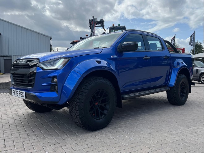 Isuzu D Max Arctic Trucks AT35 Auto