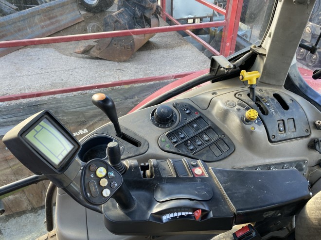 Case IH Maxxum 125 Multicontroller 17 X 16 50 Kph Suspension
