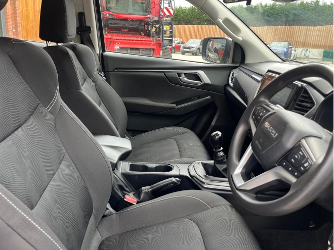 Isuzu D-Max DL20 Double Cab Mercury Silver