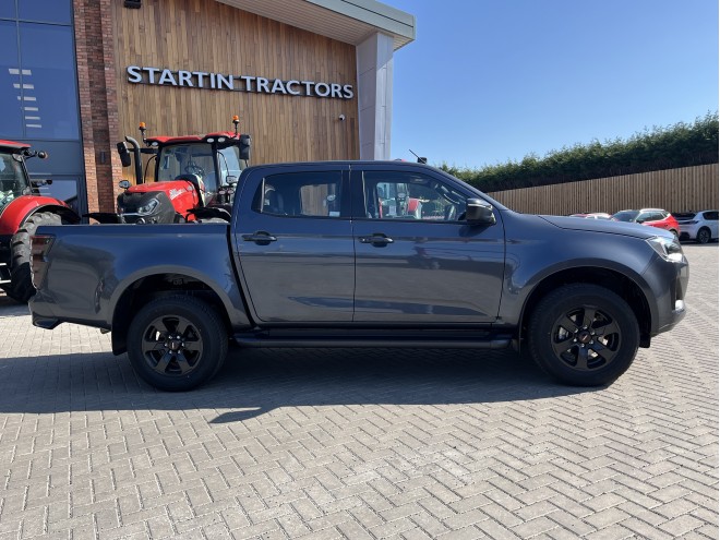 Isuzu D-Max V-Cross Auto Obsidian Grey