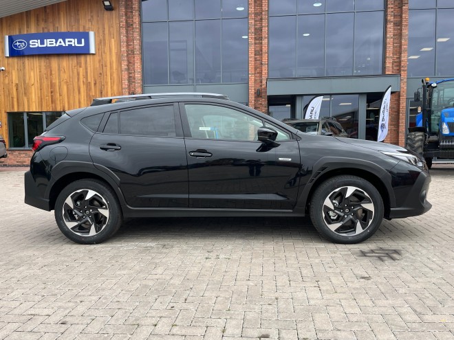Subaru Crosstrek Touring 2.0 e-Boxer AT AWD YH Crystal Black Silica