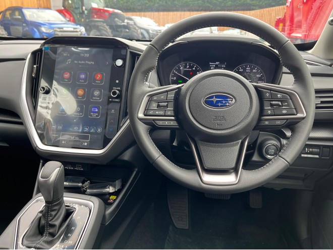 Subaru Crosstrek Touring 2.0 e-Boxer AT AWD YH Crystal Black Silica