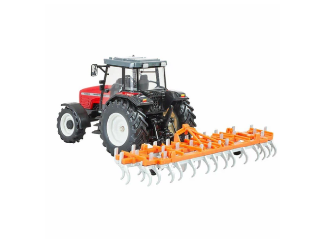 Britians Massey Ferguson 6290. OEM. Part No 433354. Britians Hertiage Playset. Massey Ferguson model. Britians toy. 1:32 scale toy. Britains 1:32 scale toy. Massey Ferguson 6290. Online toy shop. click & collect. UK delivery, next day delivery. Case IH Dealer. Christmas toys,Startin Tractors.