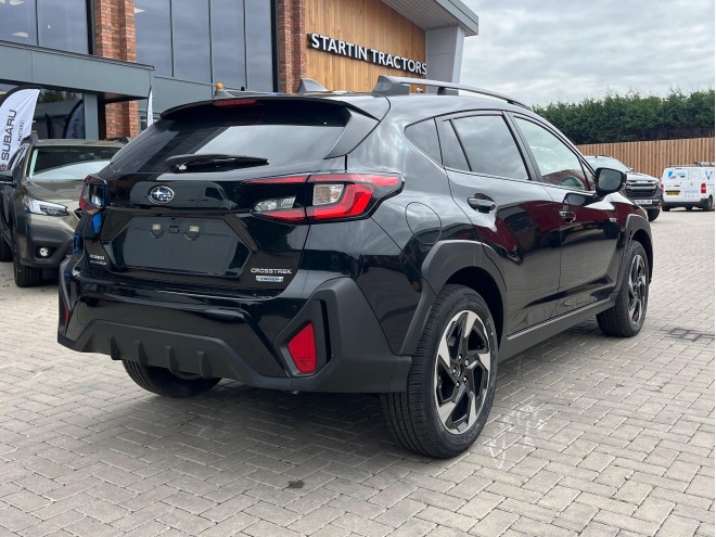 Subaru Crosstrek Touring 2.0 e-Boxer AT AWD YH Crystal Black Silica