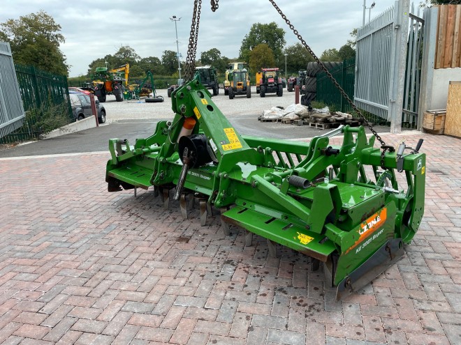 Amazone KE 3001 C/W 500mm Packer
