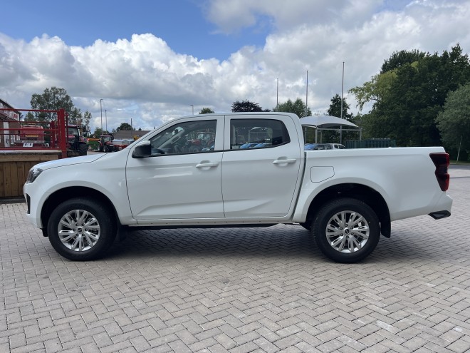 Isuzu D-Max DL20 Double Cab Splash White