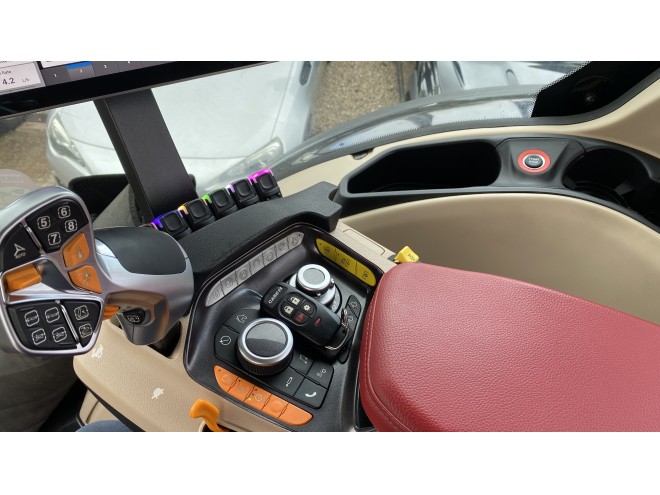 Case IH Puma 200 CVX AFS Connect C/W Front Linkage and Full Accuguide