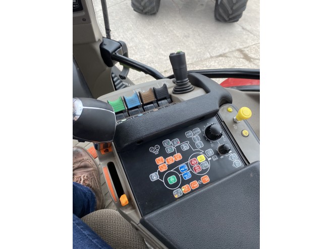Case IH Maxxum 145 Active drive 8 C/W Front linkage and Loader ready