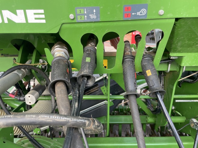 Amazone 3M Combination Drill, Centaya 3000 Super 3m drill Isobus paired with KG3001 special  3m Power Harrow