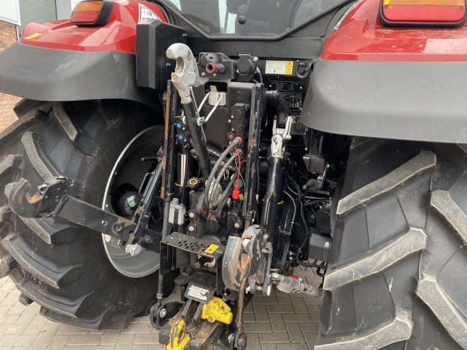 Case IH Maxxum 145 Active drive 8 C/W Front linkage and Loader ready