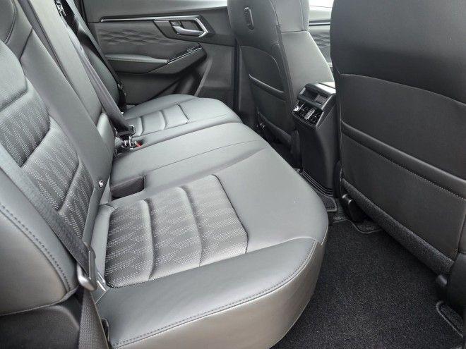 Isuzu DMAX V-Cross Manual Sienna Orange