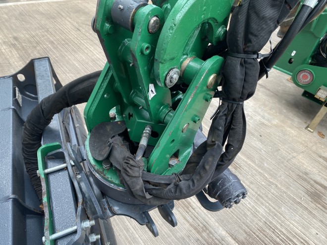 Spearhead Twiga Flex 80T Propilot ,Oil cooler head and arm float C/W 1.6M Flail head with hydraulic roller and hood
