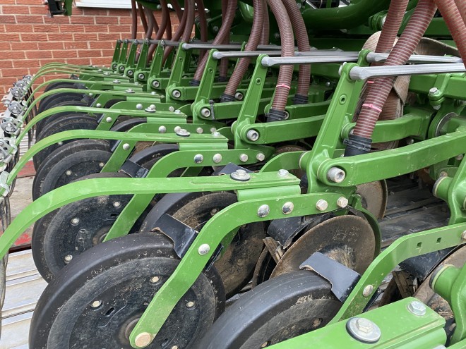Amazone 3M Combination Drill KG3001 3 M Power Harrow with Centaya 3000 Super 3m drill Isobus