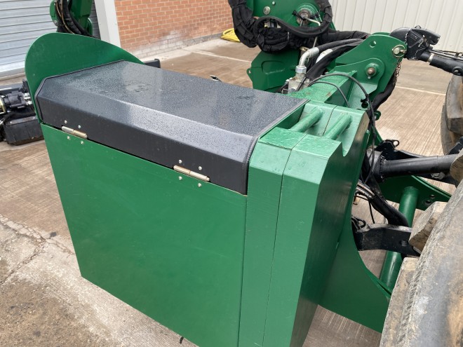 Spearhead Twiga Flex 80T Propilot ,Oil cooler head and arm float C/W 1.6M Flail head with hydraulic roller and hood
