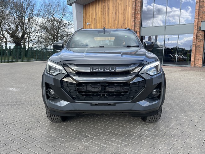 Isuzu D-Max V-Cross Steel Edition Auto