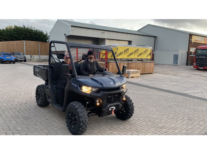 Can-Am SSV Traxter XU HD9 BE ABS DEMO Dusty Navy Satin