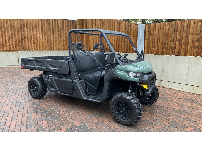 Can-Am SSV Traxter PRO DPS 64 HD10