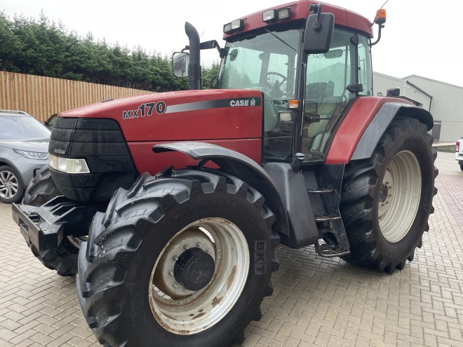 Case IH MX 170